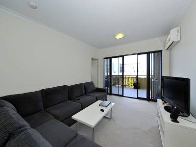52/9 Linkage Ave, COCKBURN CENTRAL, WA 6164 AUS