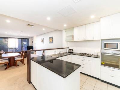 7/260 Newcastle Street, NORTHBRIDGE, WA 6003 AUS