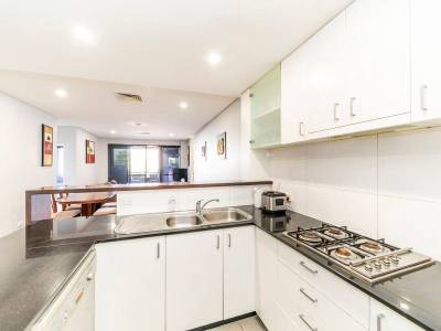 7/260 Newcastle Street, NORTHBRIDGE, WA 6003 AUS