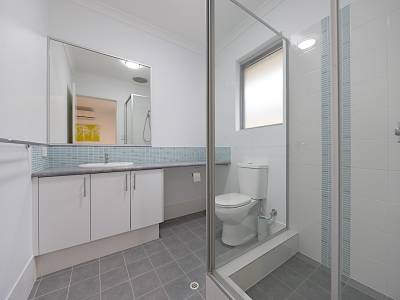 34 Magnesia Road, WATTLE GROVE, WA 6107 AUS