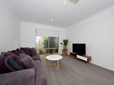34 Magnesia Road, WATTLE GROVE, WA 6107 AUS