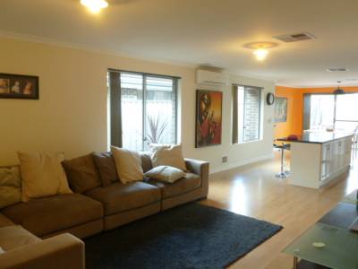 17/2 Briza Lane, FORRESTFIELD, WA 6058 AUS