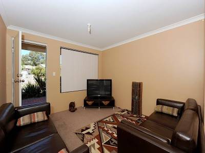 11/70 Waldron Boulevard, GREENFIELDS, WA 6210 AUS
