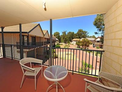 11/70 Waldron Boulevard, GREENFIELDS, WA 6210 AUS