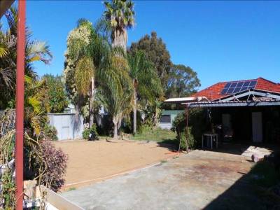 23 Salisbury Road, BEECHBORO, WA 6063 AUS