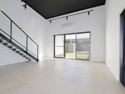 303 Lambeth Circle, WELLARD, WA 6170 AUS