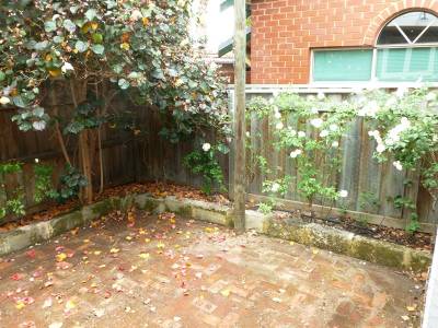 11 Roy Street, MOUNT LAWLEY, WA 6050 AUS