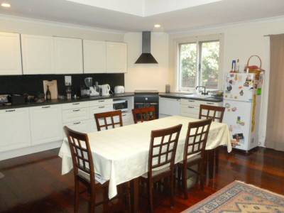 11 Roy Street, MOUNT LAWLEY, WA 6050 AUS