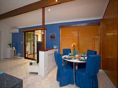 5 Glacier Gardens, BALLAJURA, WA 6066 AUS