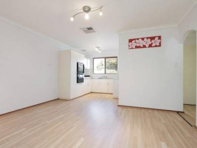 1/44 Croydon Avenue, YOKINE, WA 6060 AUS