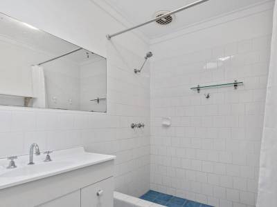 1/44 Croydon Avenue, YOKINE, WA 6060 AUS