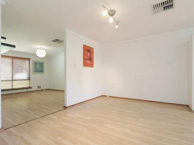1/44 Croydon Avenue, YOKINE, WA 6060 AUS