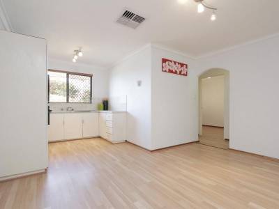 1/44 Croydon Avenue, YOKINE, WA 6060 AUS