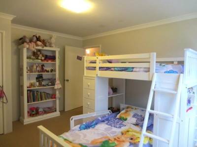 18 Quokka Street, WATTLE GROVE, WA 6107 AUS