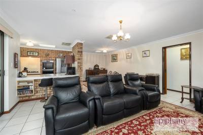 14 Armstrong Way, NORANDA, WA 6062 AUS