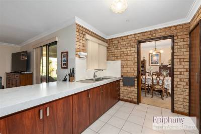 14 Armstrong Way, NORANDA, WA 6062 AUS