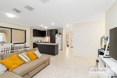 1/77 Crimea Street, MORLEY, WA 6062 AUS