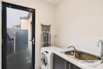 1/77 Crimea Street, MORLEY, WA 6062 AUS