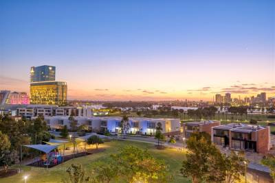 BURSWOOD, WA 6100 AUS