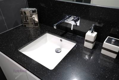 BURSWOOD, WA 6100 AUS