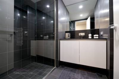 BURSWOOD, WA 6100 AUS