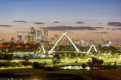 BURSWOOD, WA 6100 AUS