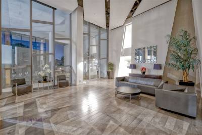 BURSWOOD, WA 6100 AUS