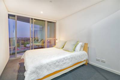 BURSWOOD, WA 6100 AUS