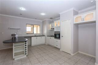 2/35 Avenell Road, BAYSWATER, WA 6053 AUS