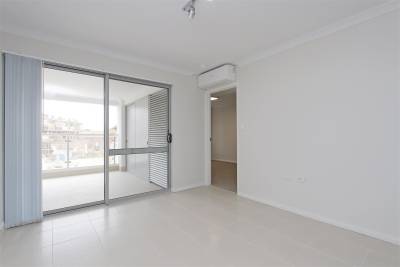 8/24 Westralia Gardens, ROCKINGHAM, WA 6168 AUS