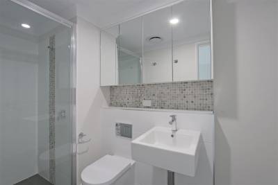 8/24 Westralia Gardens, ROCKINGHAM, WA 6168 AUS