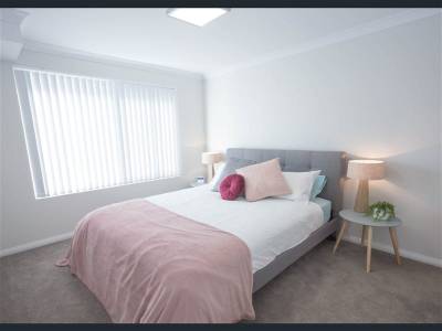 8/24 Westralia Gardens, ROCKINGHAM, WA 6168 AUS