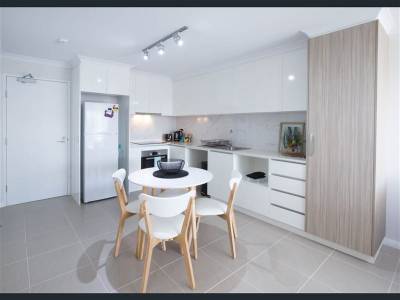 8/24 Westralia Gardens, ROCKINGHAM, WA 6168 AUS